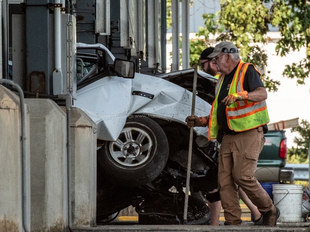 Another Vehicle Crashes Into Bedford Toll Plaza Injuring Driver