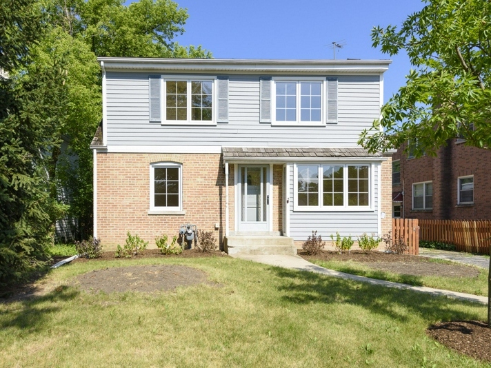 Wow House: Cozy In Amazing Social Glenview Neighborhood