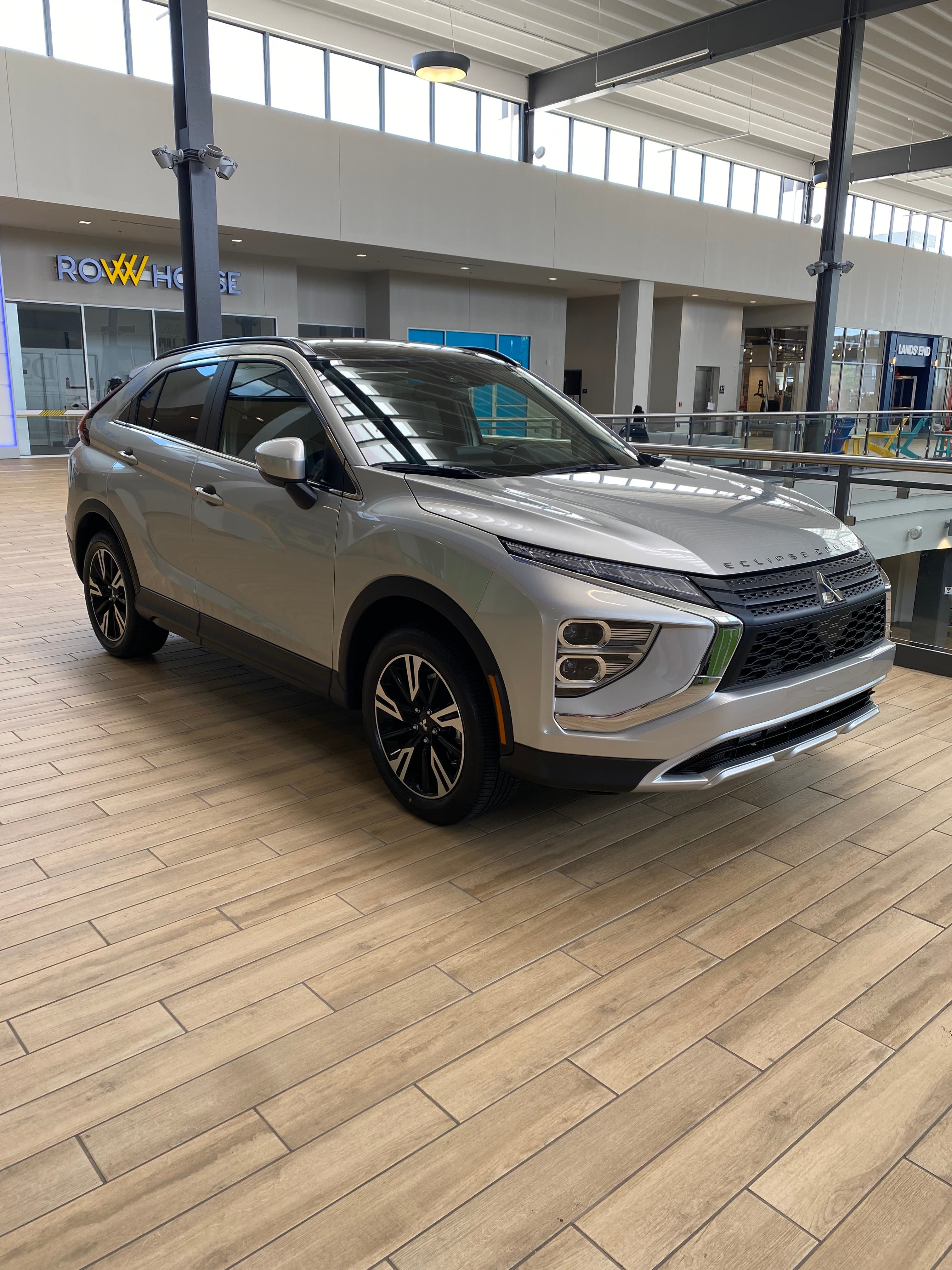 Shorkey Mitsubishi Eclipse Crossover at The Block Northway