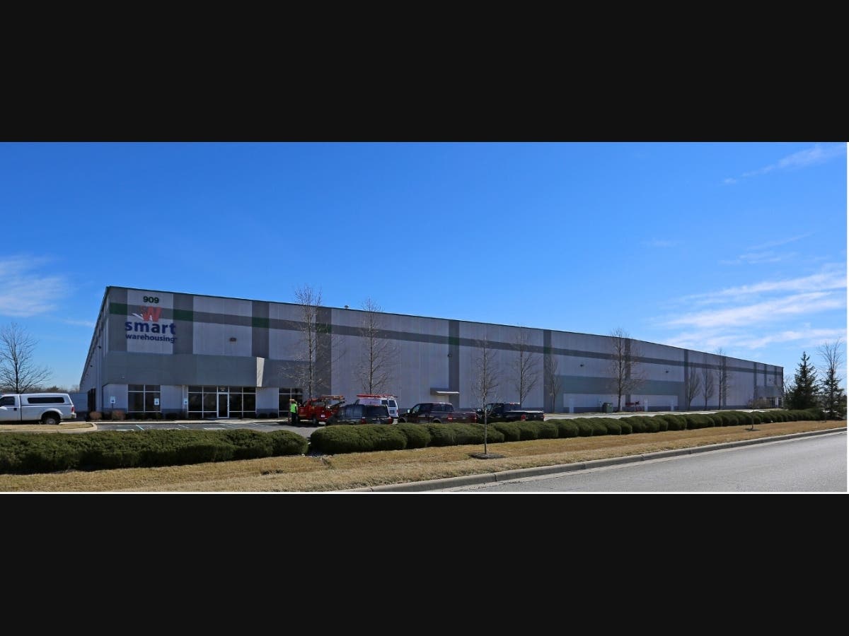 Lee & Associates of IL Represents Smart Warehouse in Indiana 