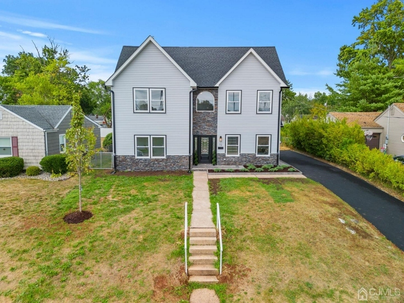 'Stunning' South Edison Home In A Quiet Neighborhood