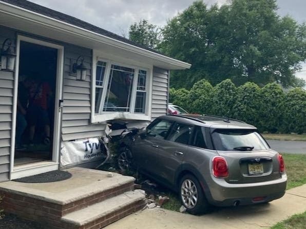 Wild Weather, Another Drowning, 2 Cars Plough Into Houses: NJ Weekend 