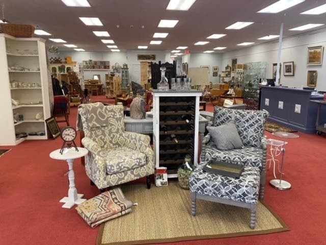 New Consignment Shop in Stoneham Mass