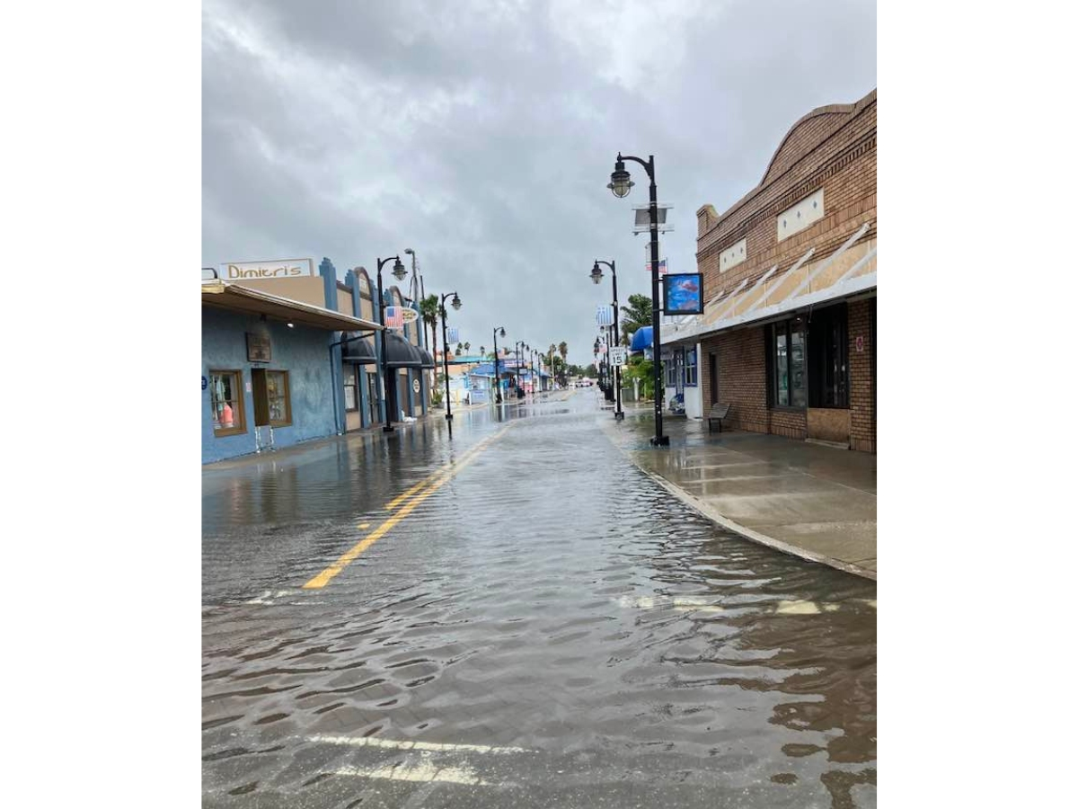 Sponge Docks Closed Due To Flooding: Tarpon Springs Police