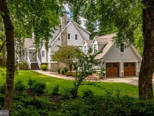 Private Oasis In McLean + All-Brick Colonials: VA Wow Houses