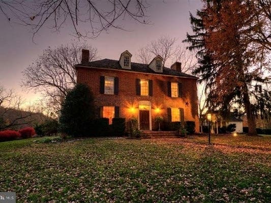 19th Century Manors + Resort-Style Estates: VA Dream Homes