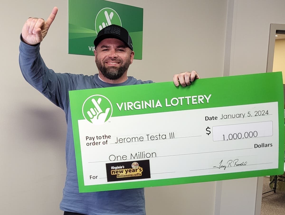 $1M Lottery Winner Learned Of Lucky Ticket On New Year's Cruise