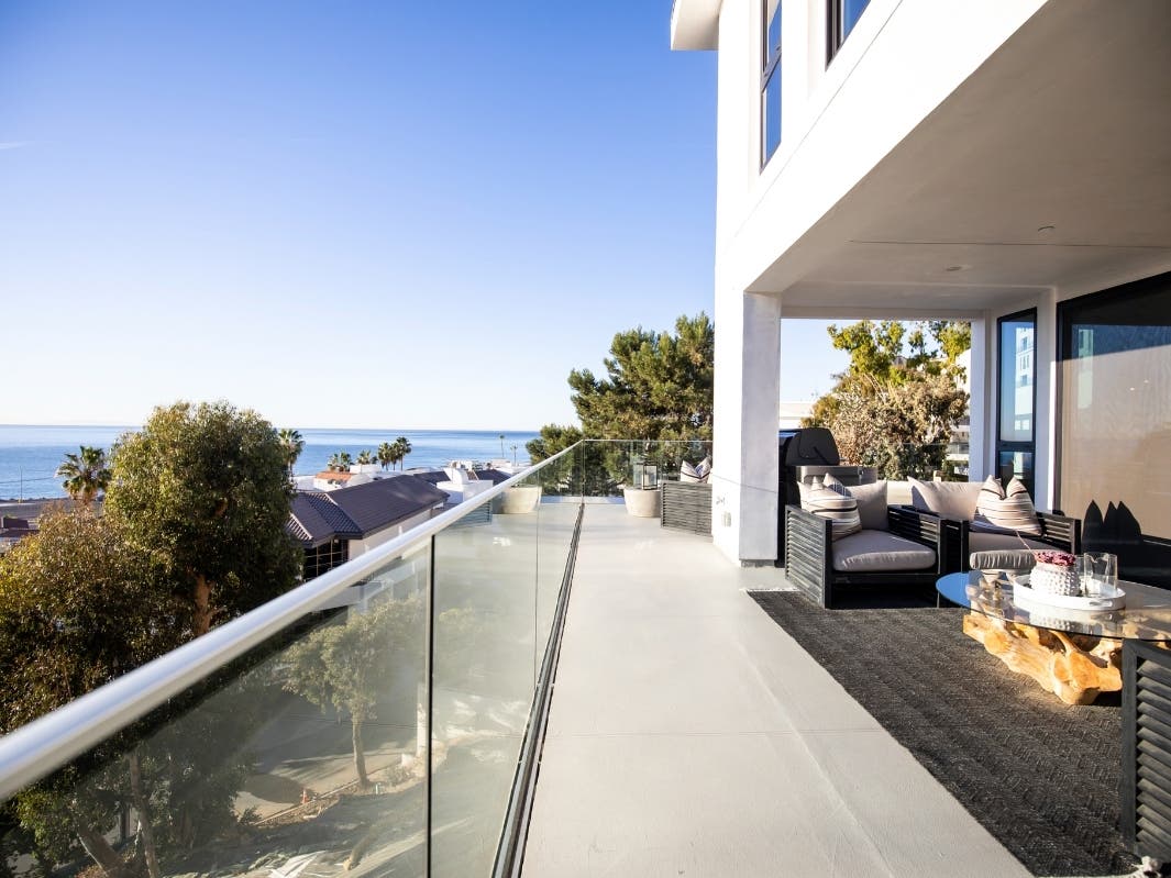 Additional Pacific Palisades Luxury Oceanfront Homes Available 