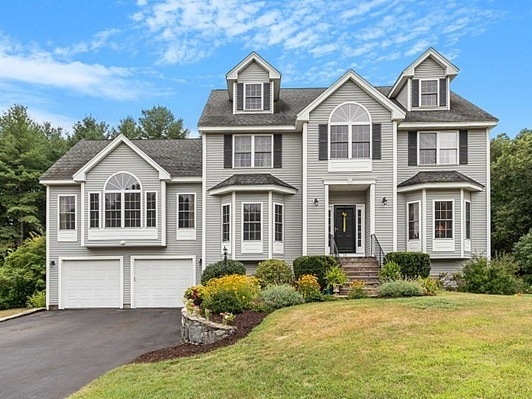 Wow House: 10 Babicz Rd. In Tewksbury For $935K