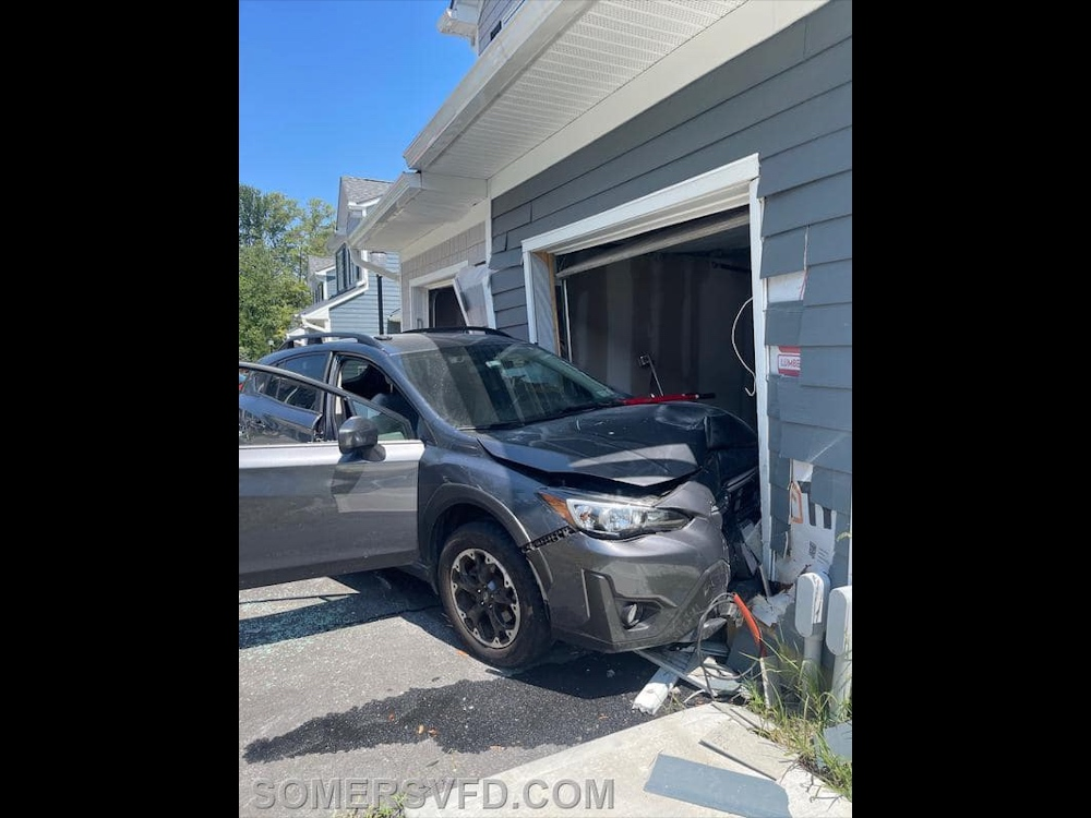 Car Careens Into Westchester House On Muscoot River Road  