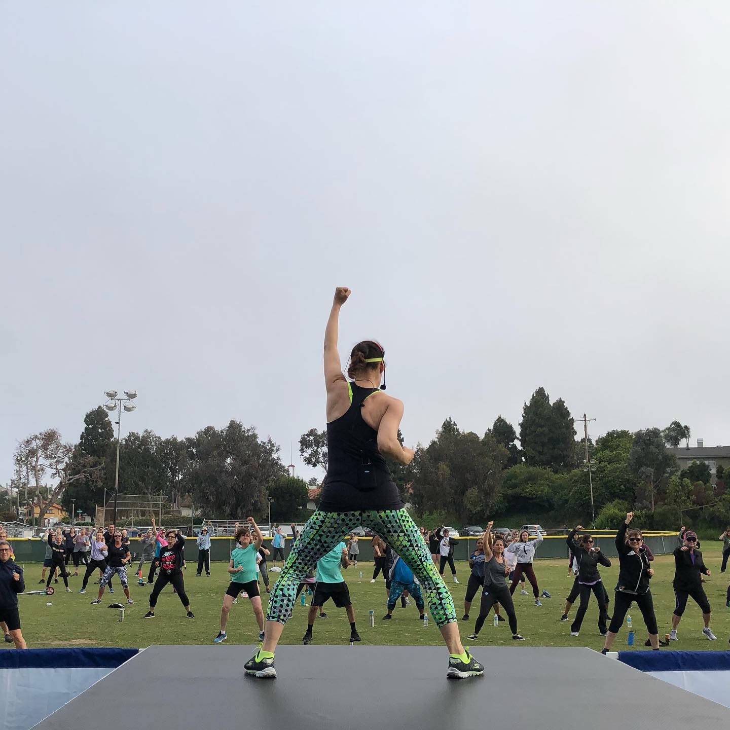 Summer Free Fitness Series: Zumba in the Park in Redondo Beach: 6:30 - 7:30 p.m.  