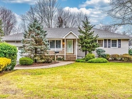 The three-bedroom, two-bathroom home on Lakeview Avenue is approximately 1,368 square feet and was built in 1958.
