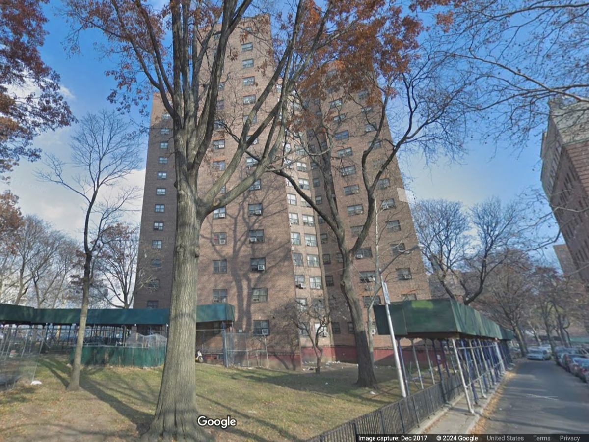 NYCHA Negligence Led To Young Woman's BK Stabbing: Suit