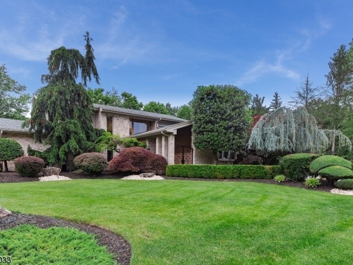 This $1.5M Union Co. Home Has A Backyard Pool + 'Outdoor Oasis'