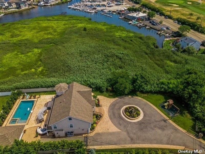 'Private Retreat' West Babylon Home Features Panoramic Bay Views