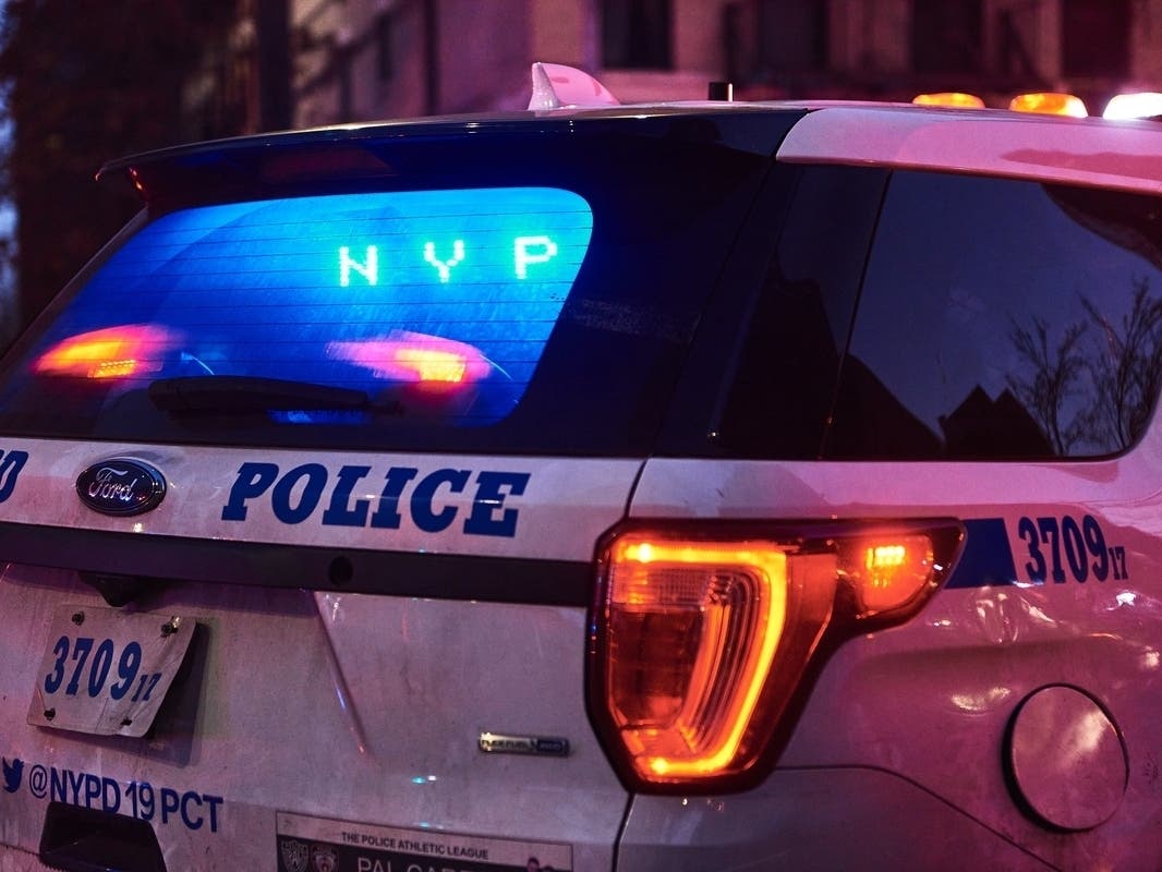 Muggers Slash Victim In Upper West Side Robbery: NYPD