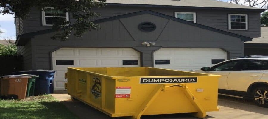 Making Cleanliness and Organization a Priority with Dumpster Rental