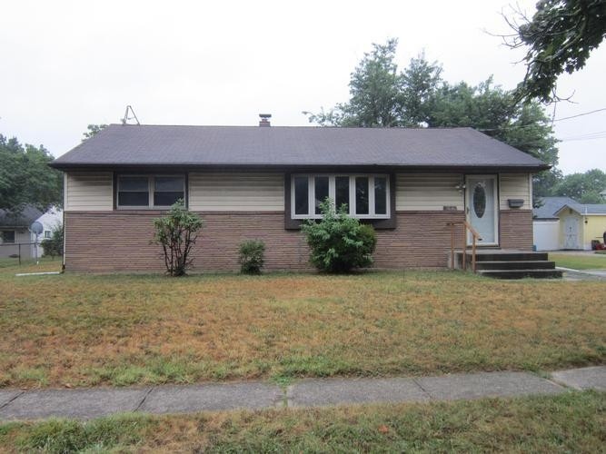 Plenty Of Possibilities In This $165,000 Pennsauken Home