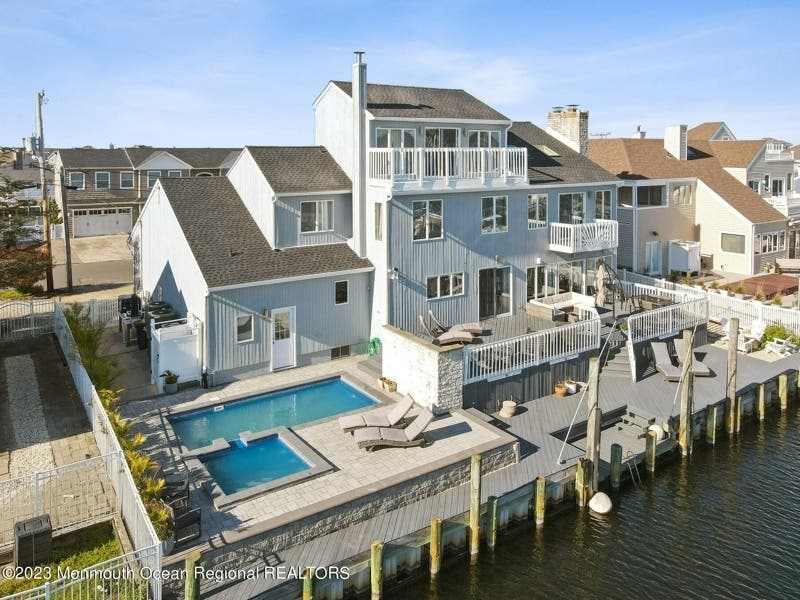 Look Inside This 'Magnificent' $1.3M Waterfront Home In Lacey