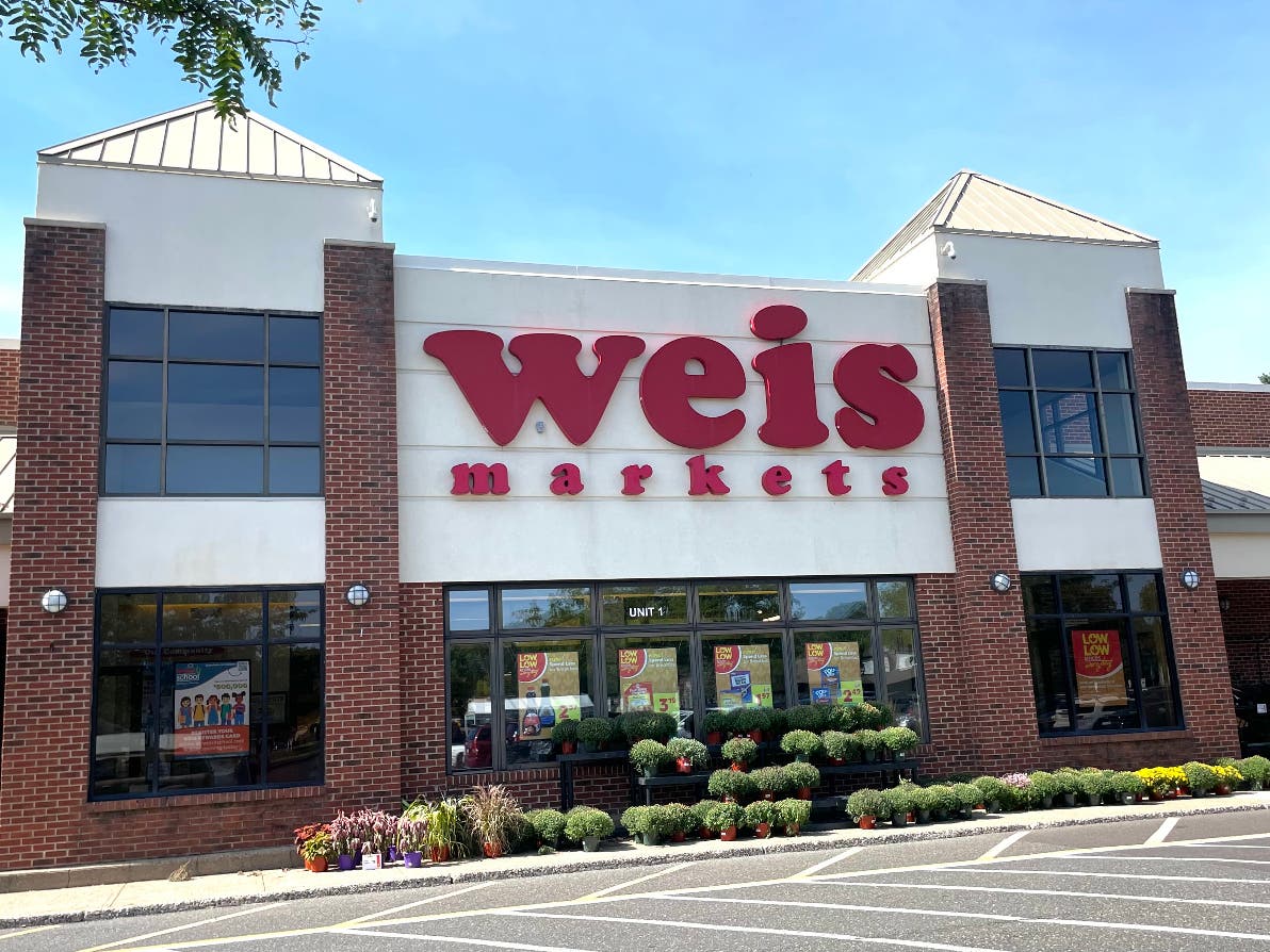 ​4th Of July 2024 Grocery Store Hours: Weis, Giant, Simply Fresh, Acme