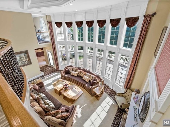 6-Bedroom Home In Mahwah Features Double-Staircase, 2-Story Foyer