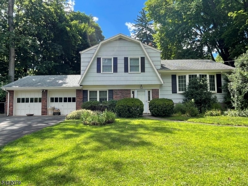 'Great Opportunity' To Own This Ridgewood Home For $530K