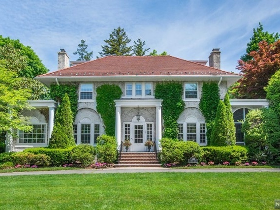 This beautiful Ridgewood-area estate is up for sale.