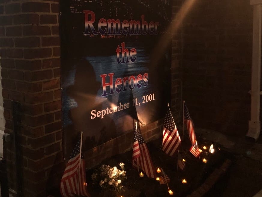 A retired NYPD couple will host a 9/11 memorial in Queens Village on Sept. 11 at 7 p.m. 