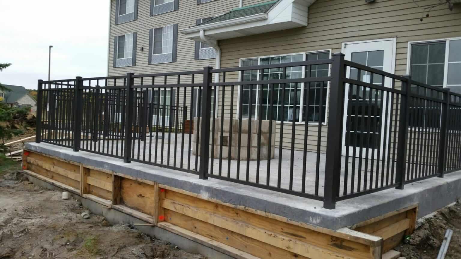 A to Z Quality Fencing & Structures gives service in Farmington