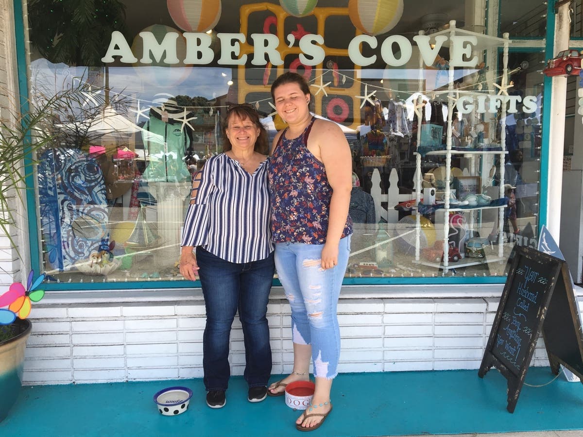 Amber's Cove owner Linda Dufresne said the farewell is bittersweet, she raised her daughter with the store which opened in 2004 when Amber was just three years old. 