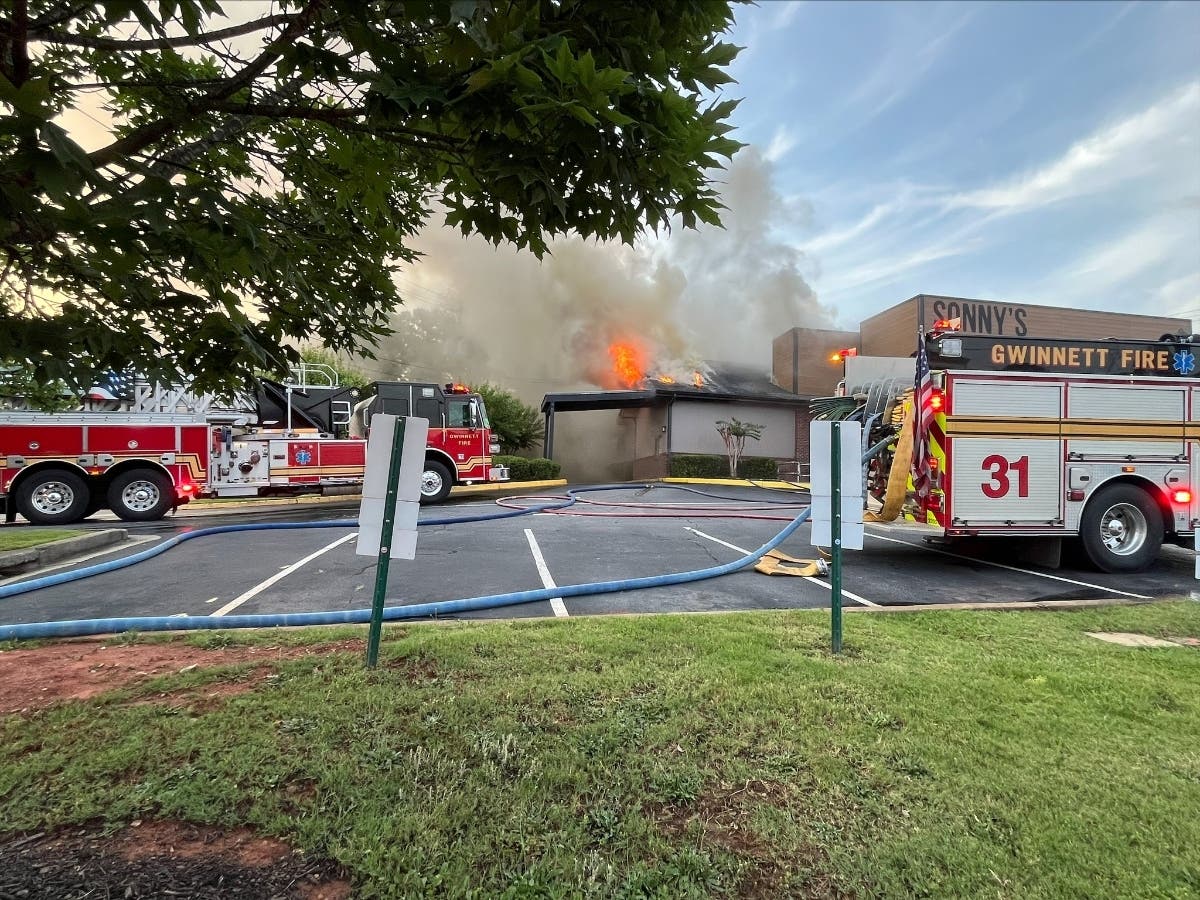 Blaze Erupts At Gwinnett Sonny's BBQ Due To Lightning Strike