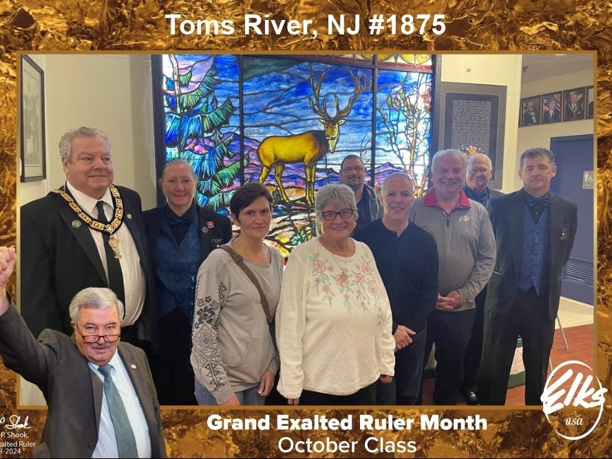 Toms River Elks #1875 welcomed 5 new members during a ceremony held September 28, 2023.