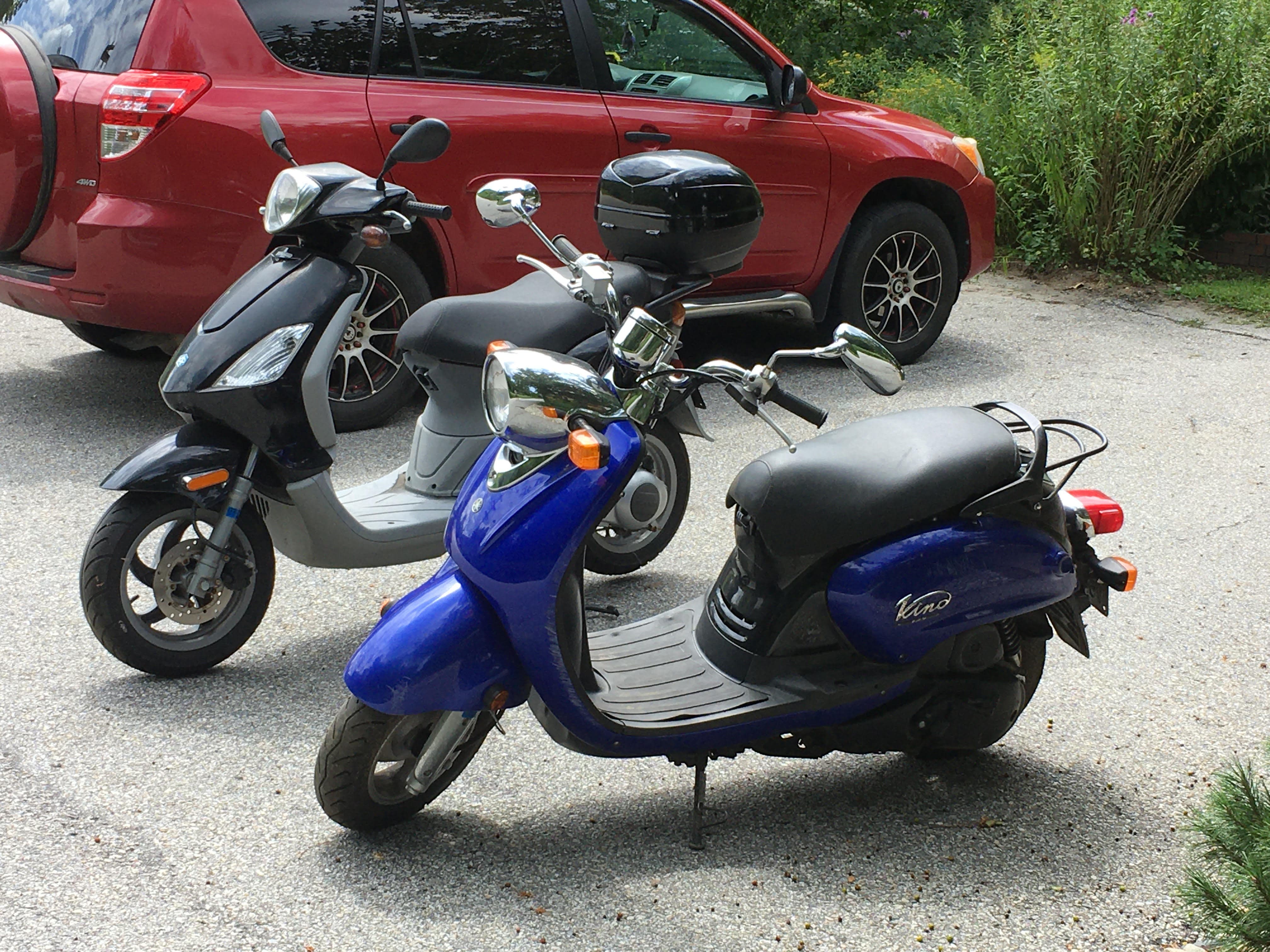 Yamaha Vino & Piaggio Fly 150 Scooters