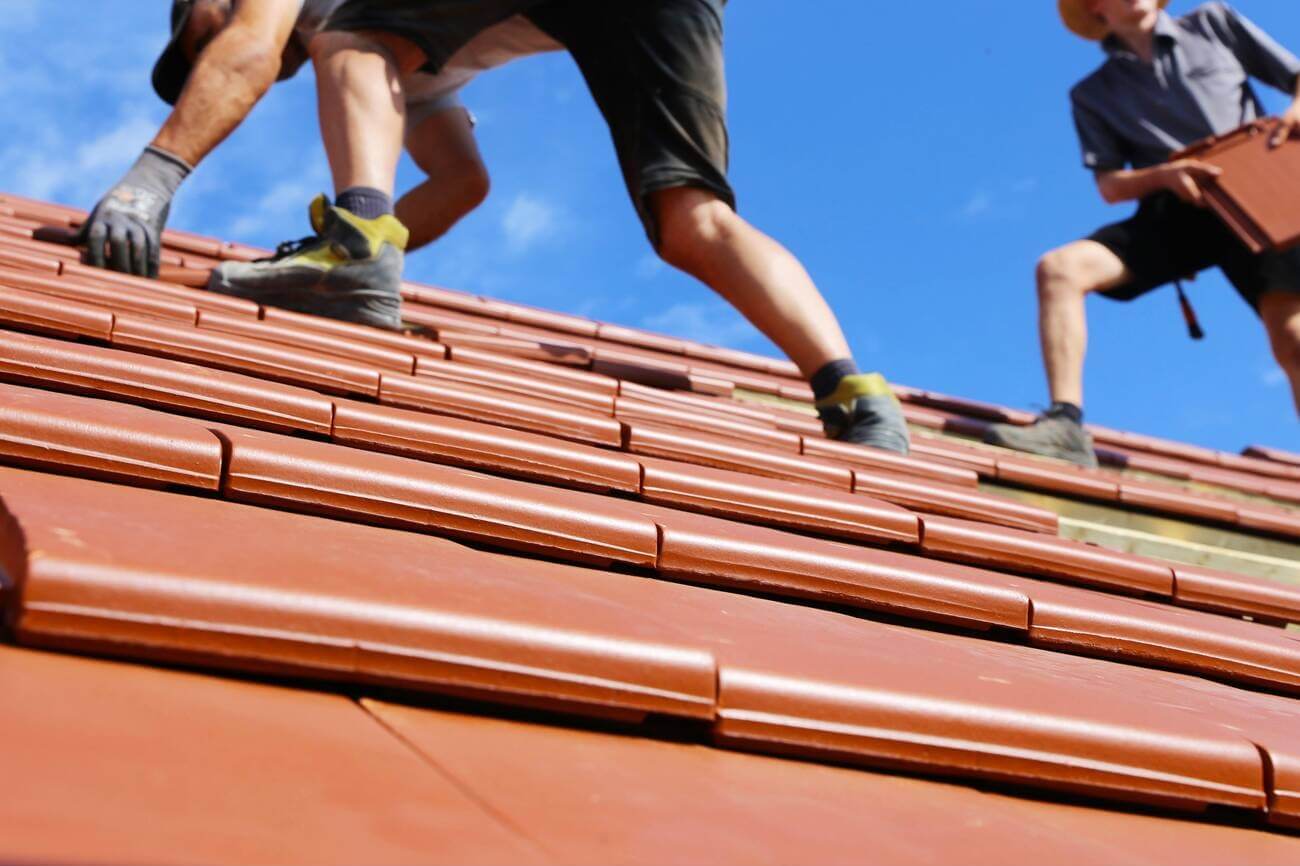 The Importance of Hiring a Licensed and Insured Roofing Contractor