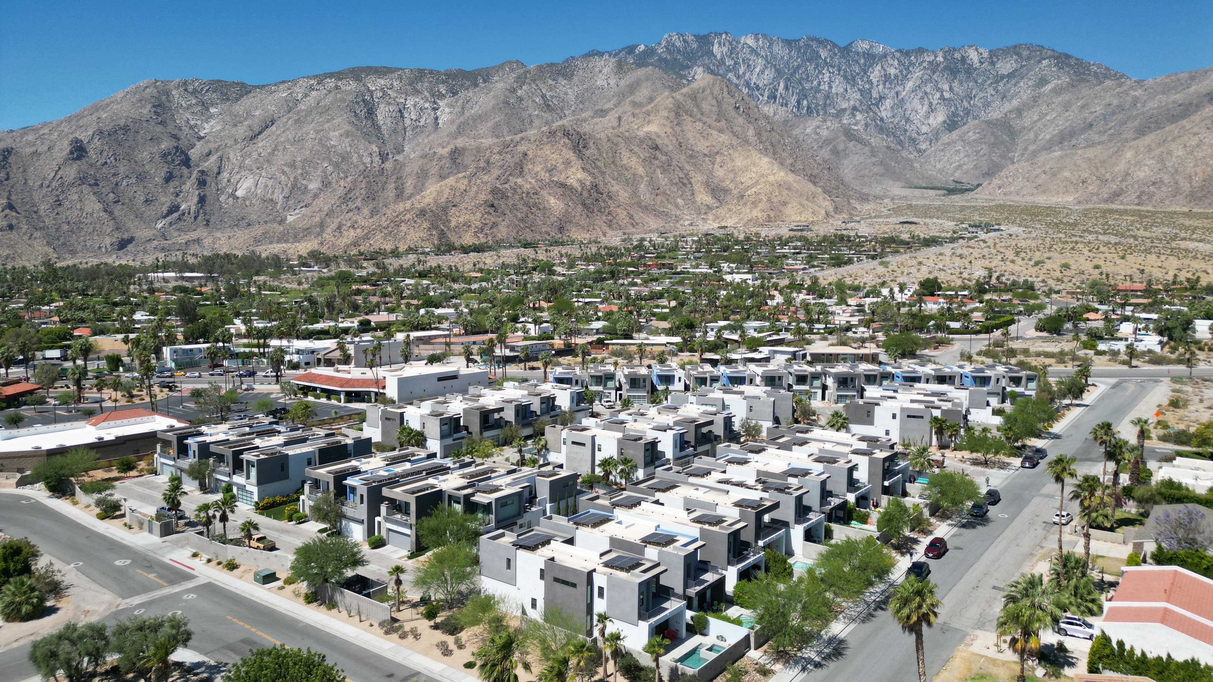 Palm Springs Home and Condo Values | Results in Seconds!