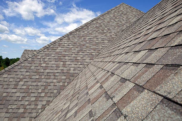 Roofing Essentials - The Importance and Selection of a Trustworthy Contractor