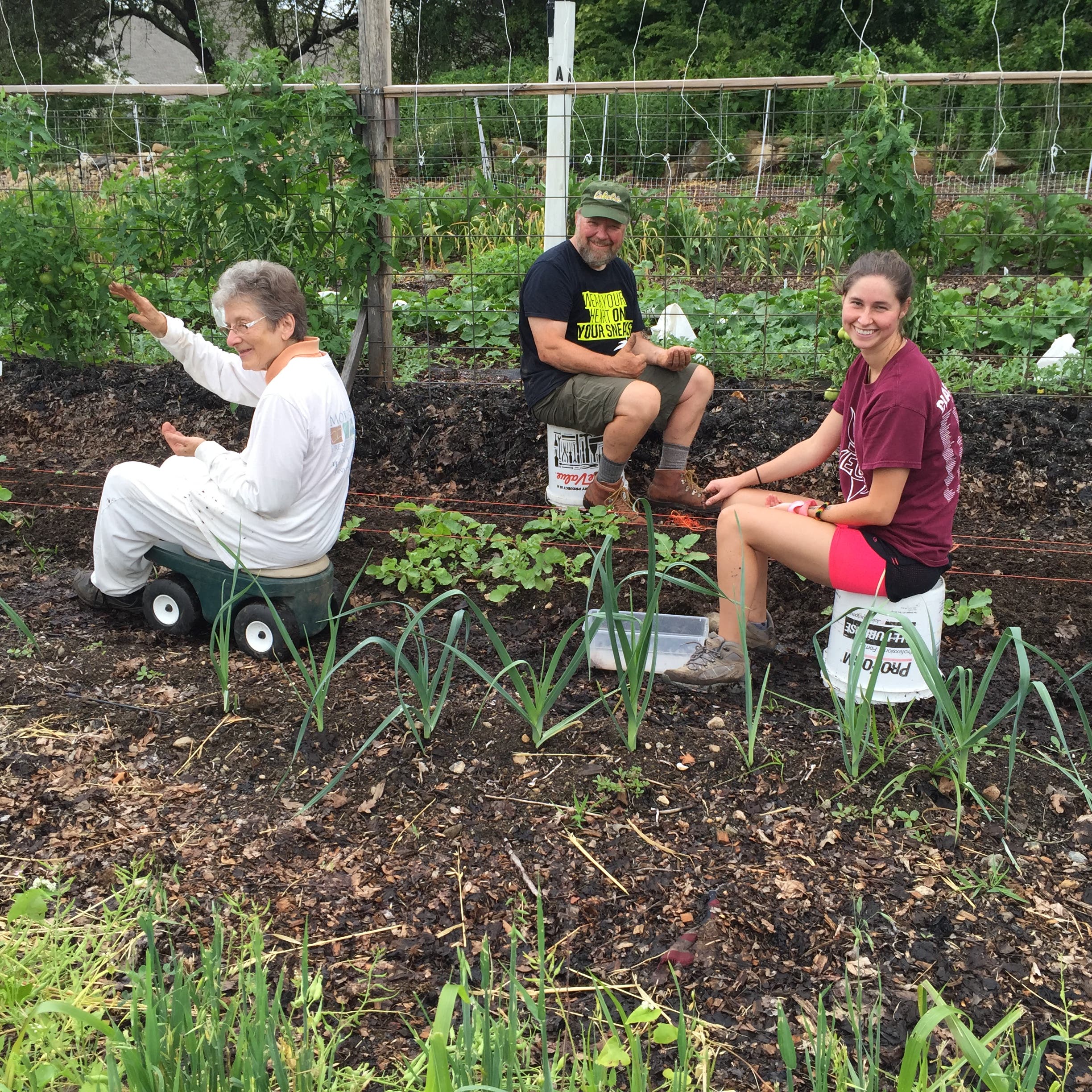 Giving Garden Volunteers Needed!