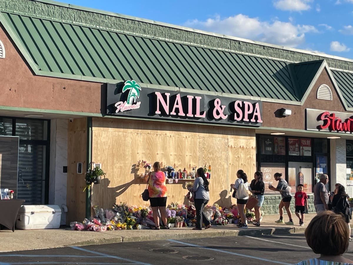 4 Lost To DWI Nail Salon Crash Mourned At Vigil: 'Love Each Other'