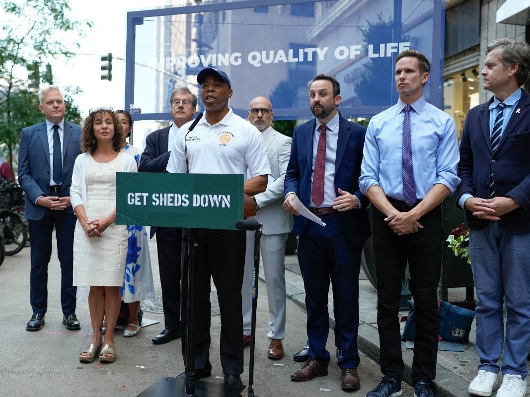 NYC Sidewalk Sheds, Scaffolding Prove Costly For Businesses: Study 