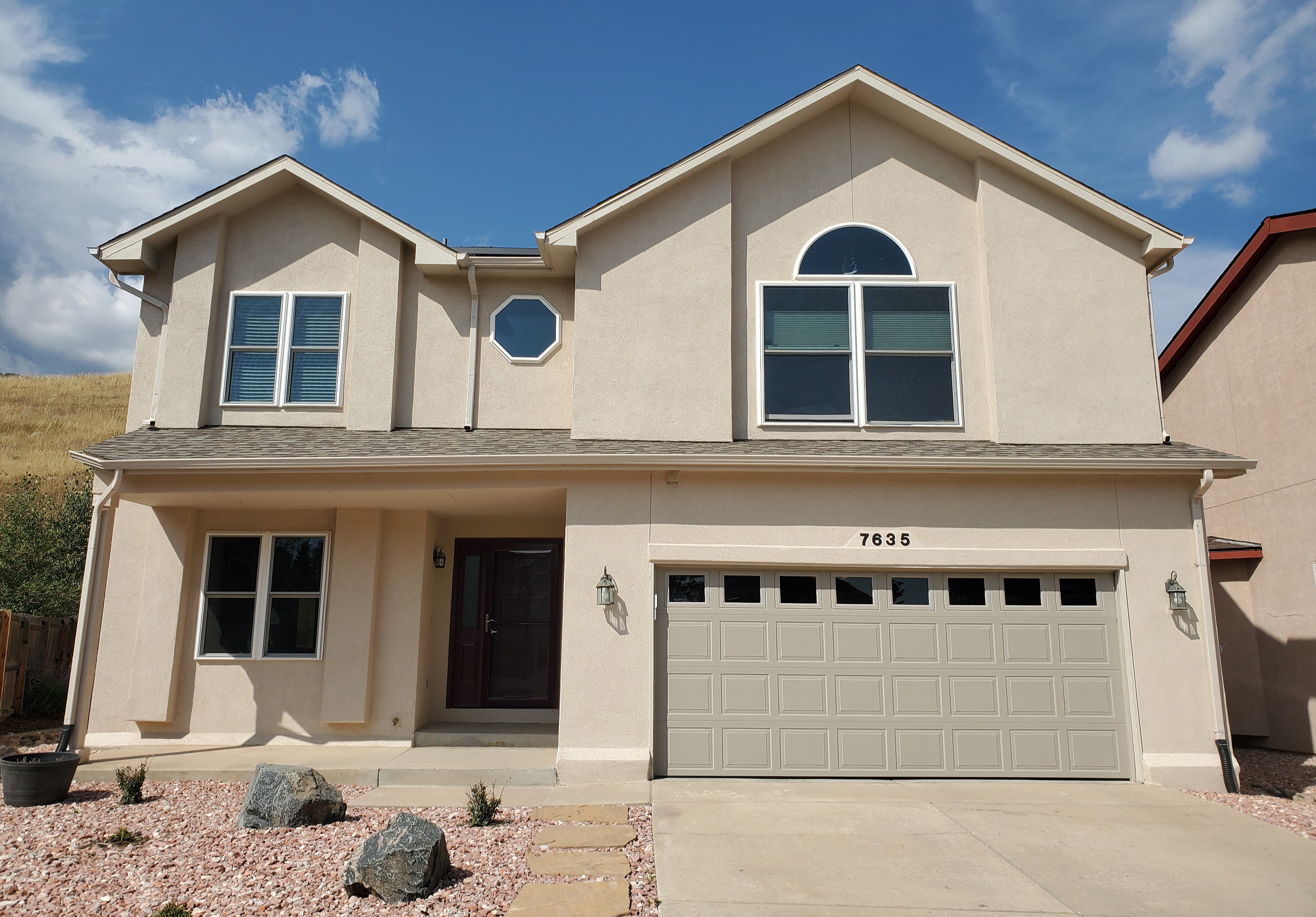 Enhancing your Colorado Springs, CO home with superior window installation and siding services