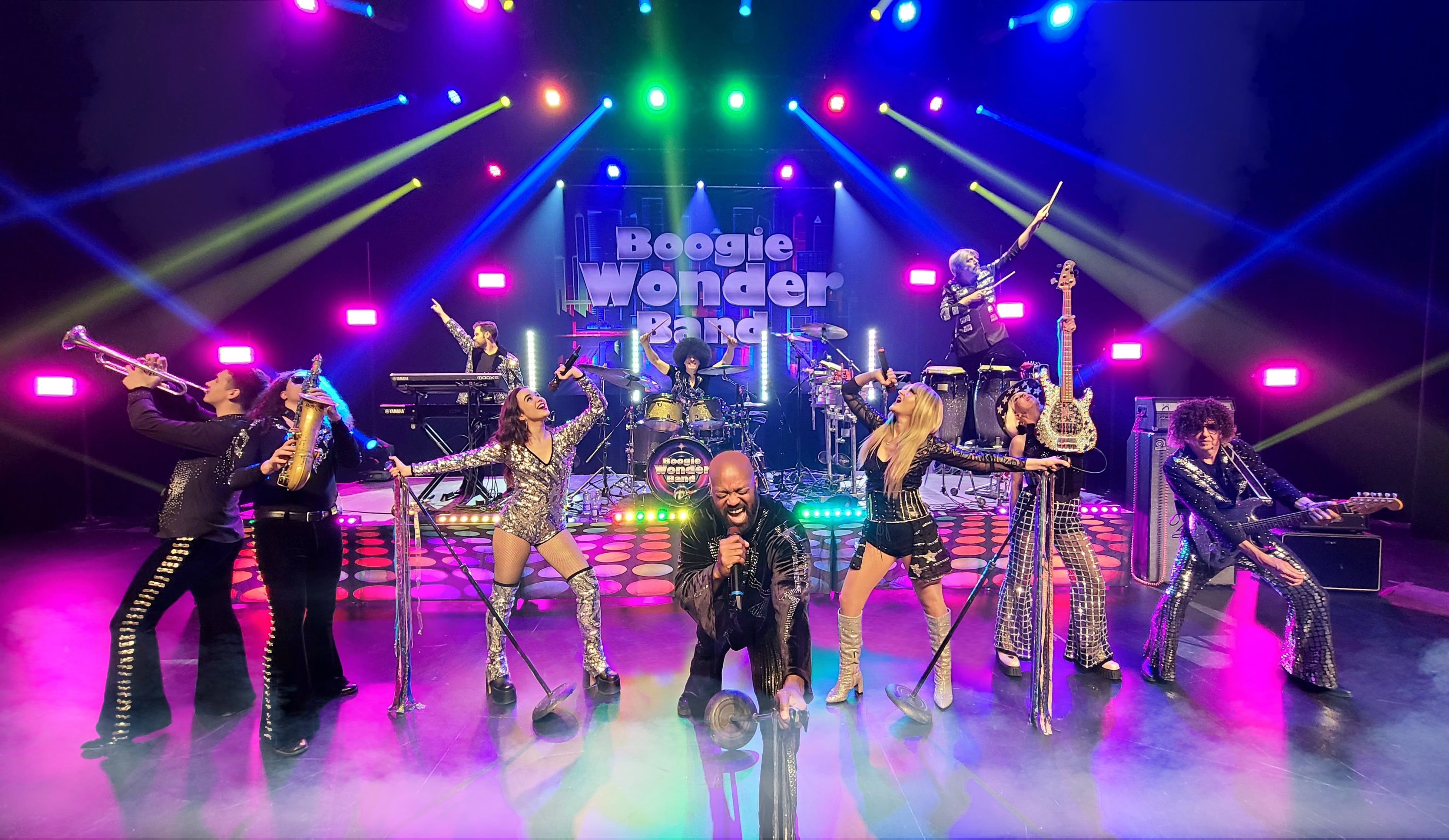 Boogie Wonder Band : Disco Honey Tour Dazzles  The Boulton Center