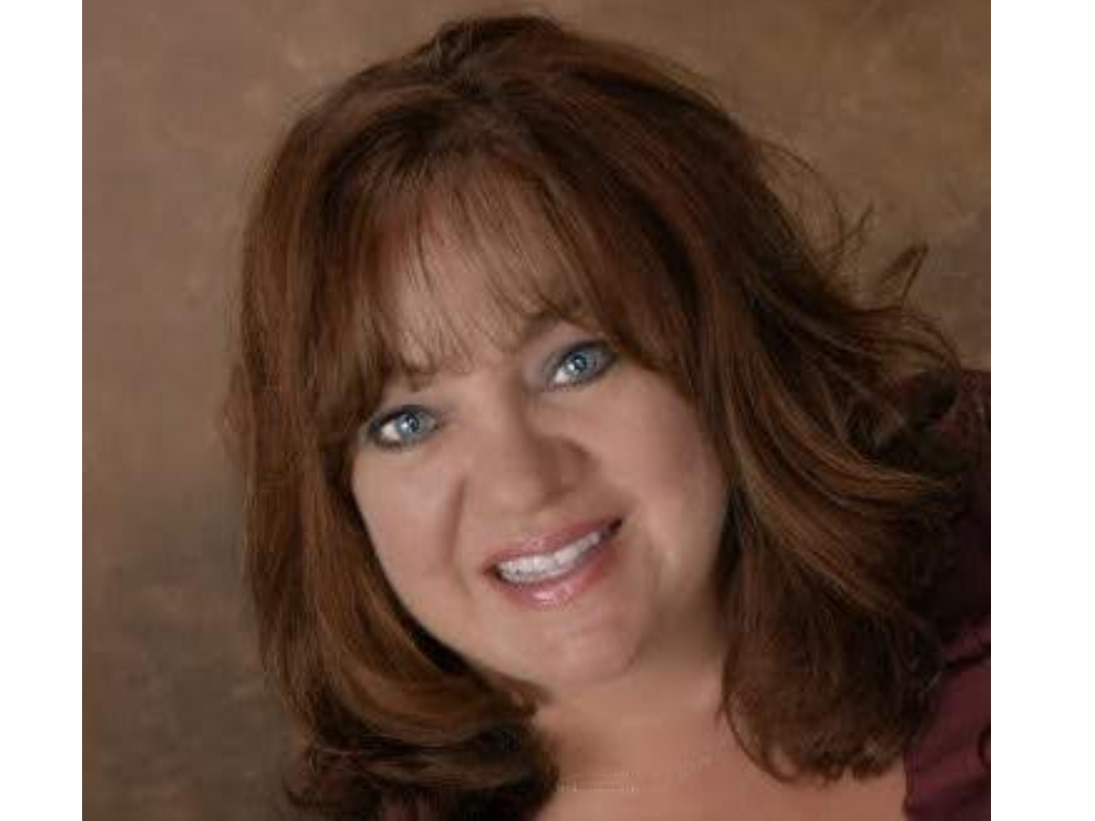 Meet Your Local Hoffman Estates Area Insurance Agent, Lori L. Rigotti!