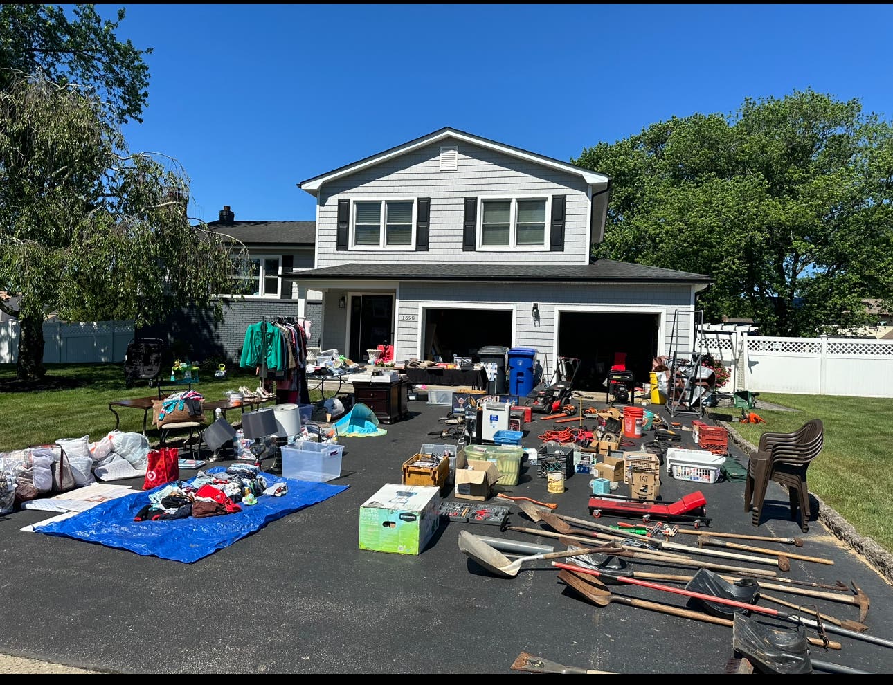 Garage sale 