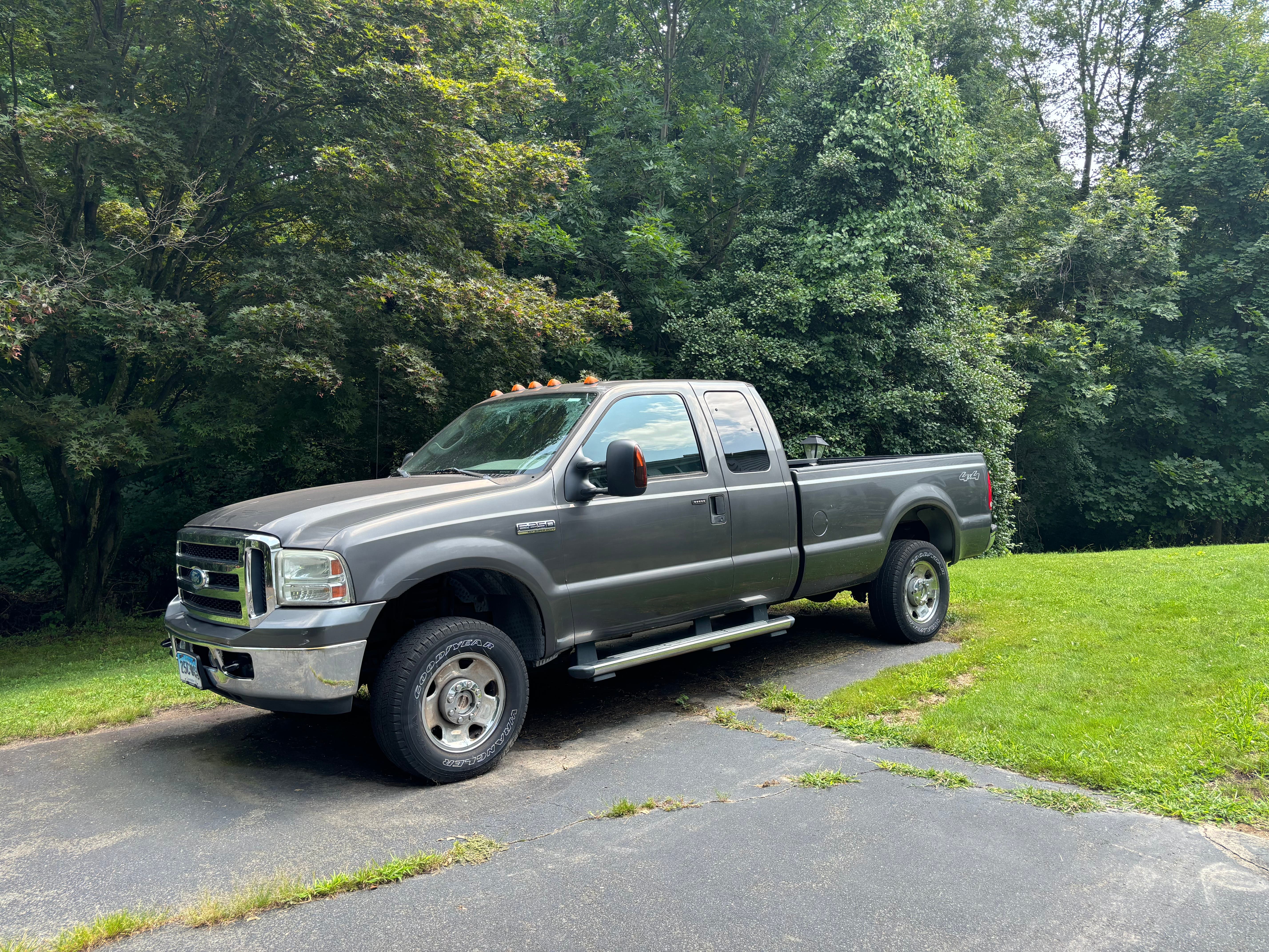 Ford 250 Super Duty 2006 $10,000