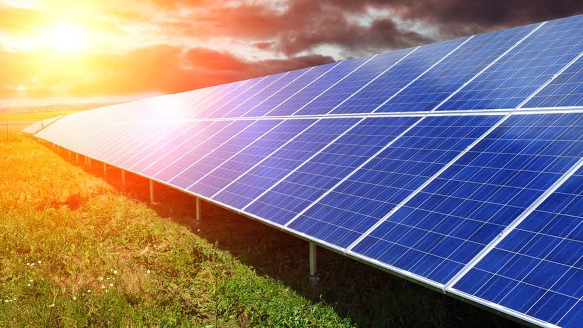 The Sunny Side of Newark: Is Solar Power Your Next Smart Investment?