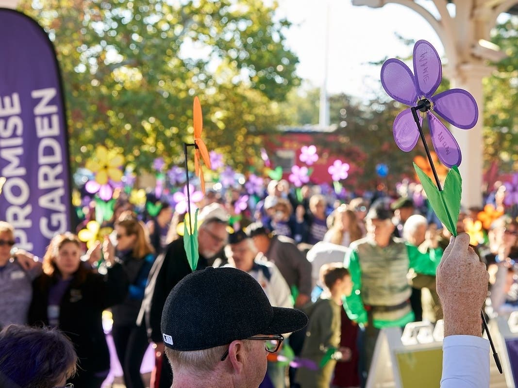 Add your flower to fight. Join us for Walk to End Alzheimer's.