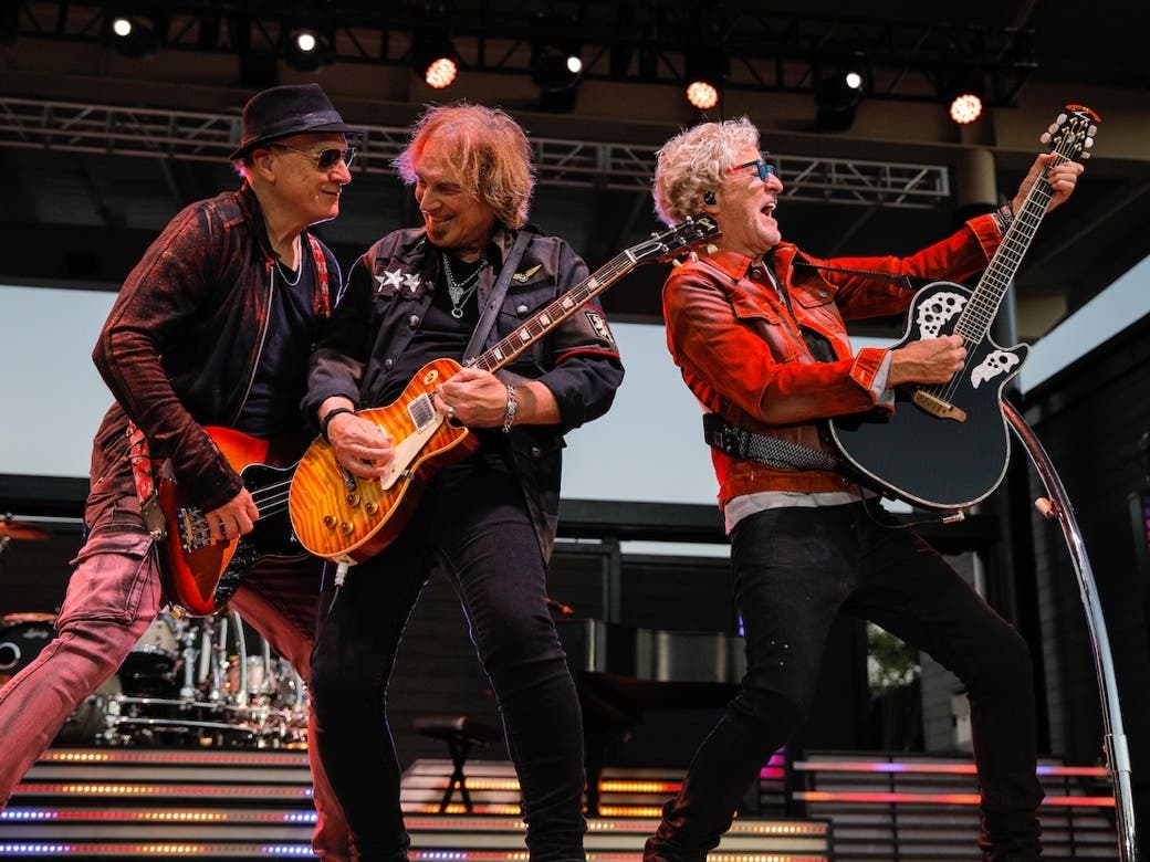 PHOTOS: REO Speedwagon at Devon Lakeshore Amphitheater