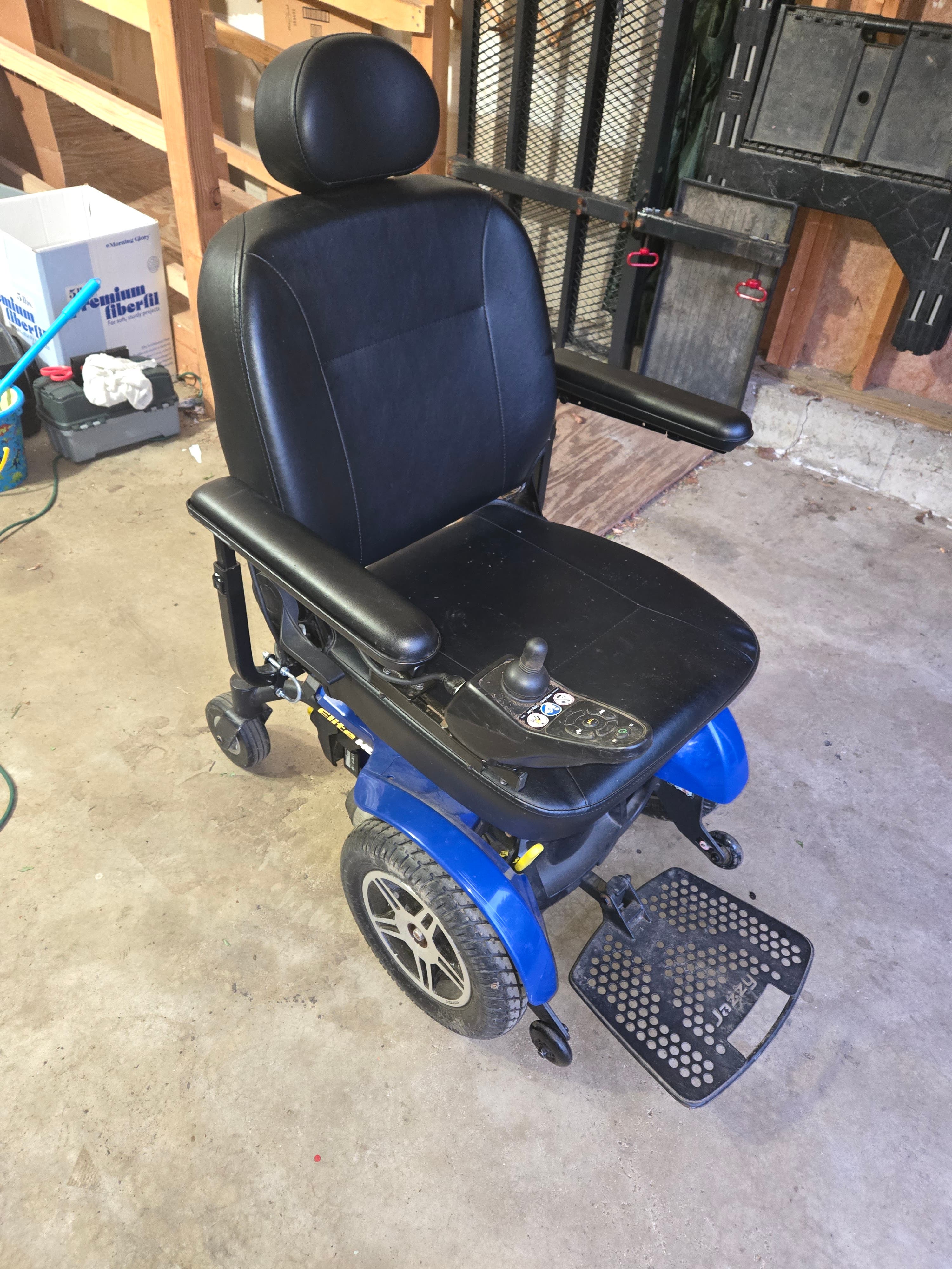 Jazzy Pride Elite power chair