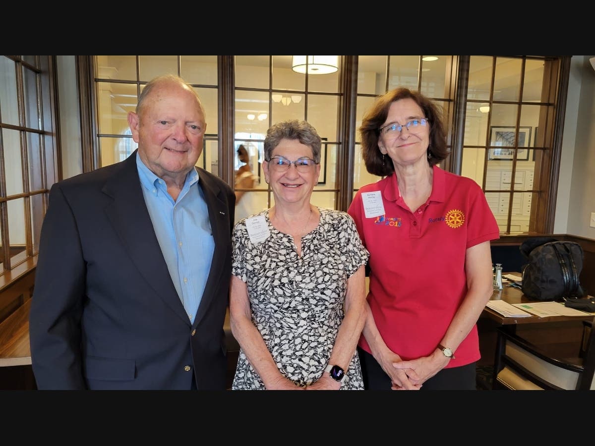 Past President Bob Kimball, Joie Gerrish, Past President Barbara Worley