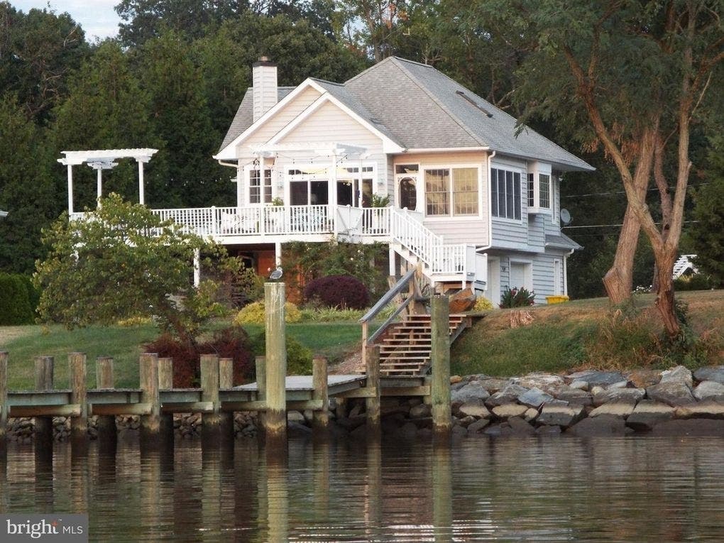 Waterfront Treehouse, Mayor's Mansion: MD Dream Homes